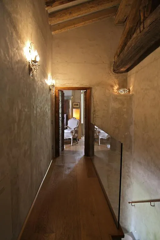 La Criolda Charming Villa سان فيليتْشي ديل بيناكو 0*,  إيطاليا